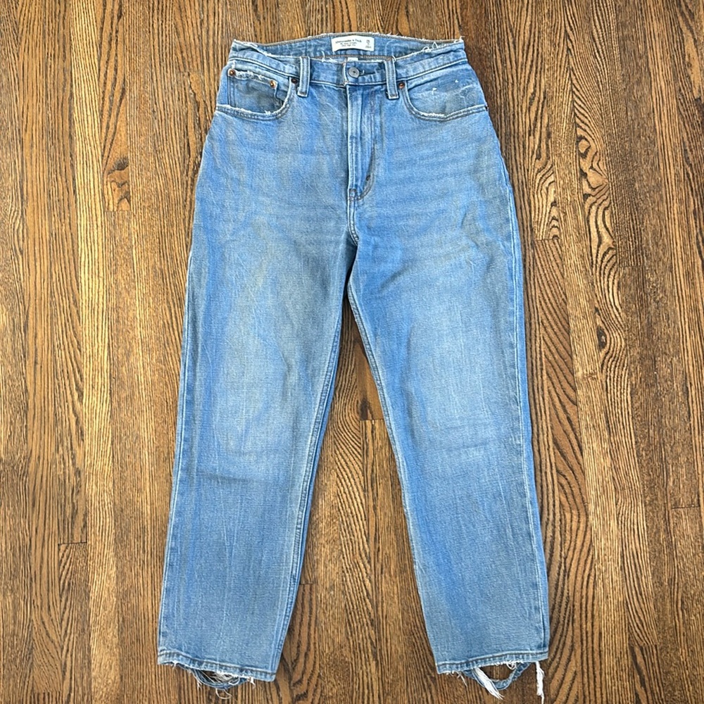 Abercrombie The Ankle Straight Curve Love Ultra High Rise Jean | Size 26S